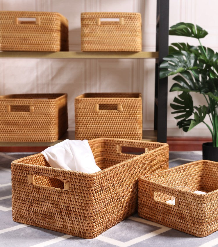 Wicker store basket organizer